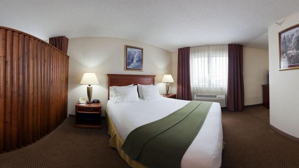 Holiday Inn Express Adrian By Ihg Екстериор снимка