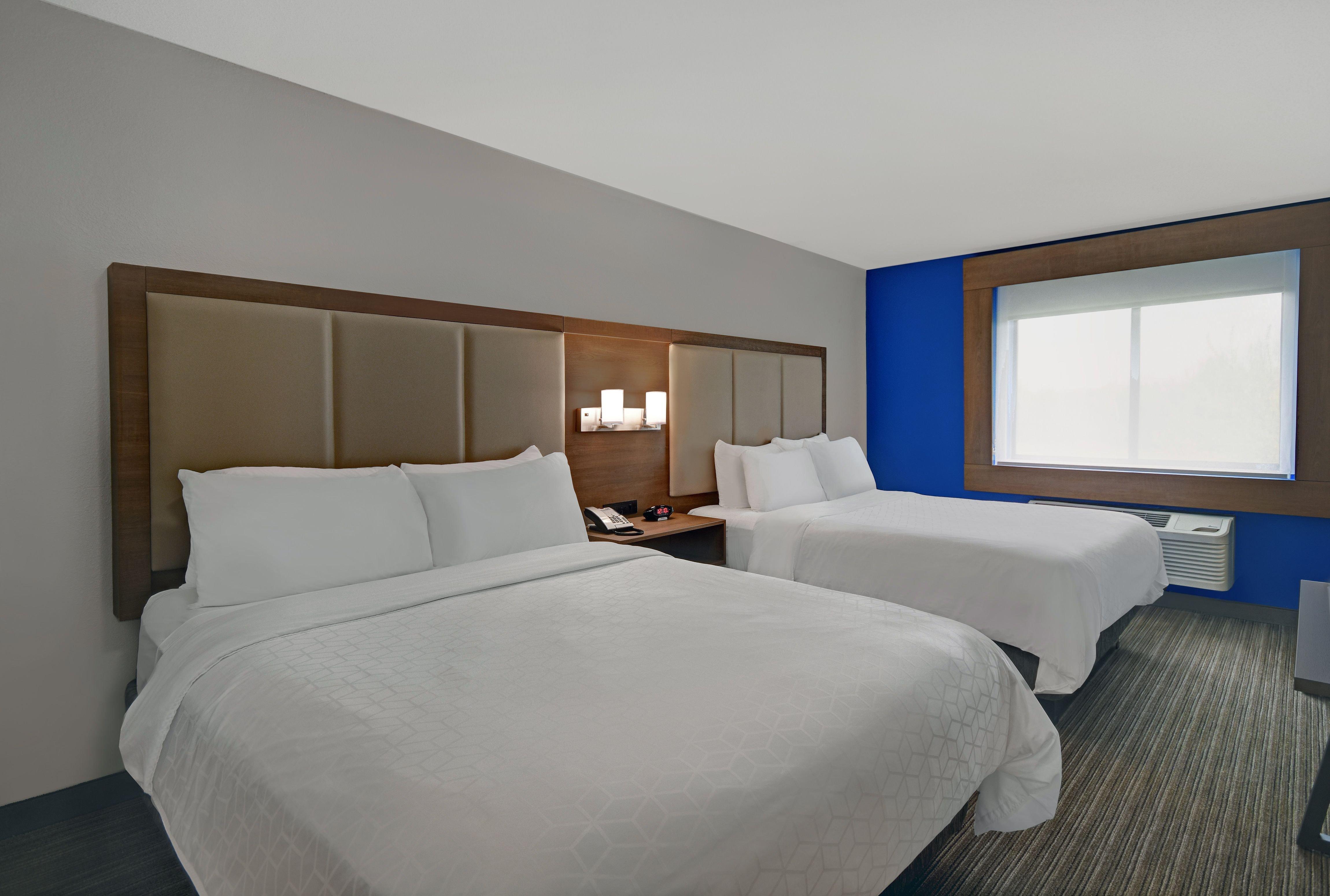 Holiday Inn Express Adrian By Ihg Екстериор снимка
