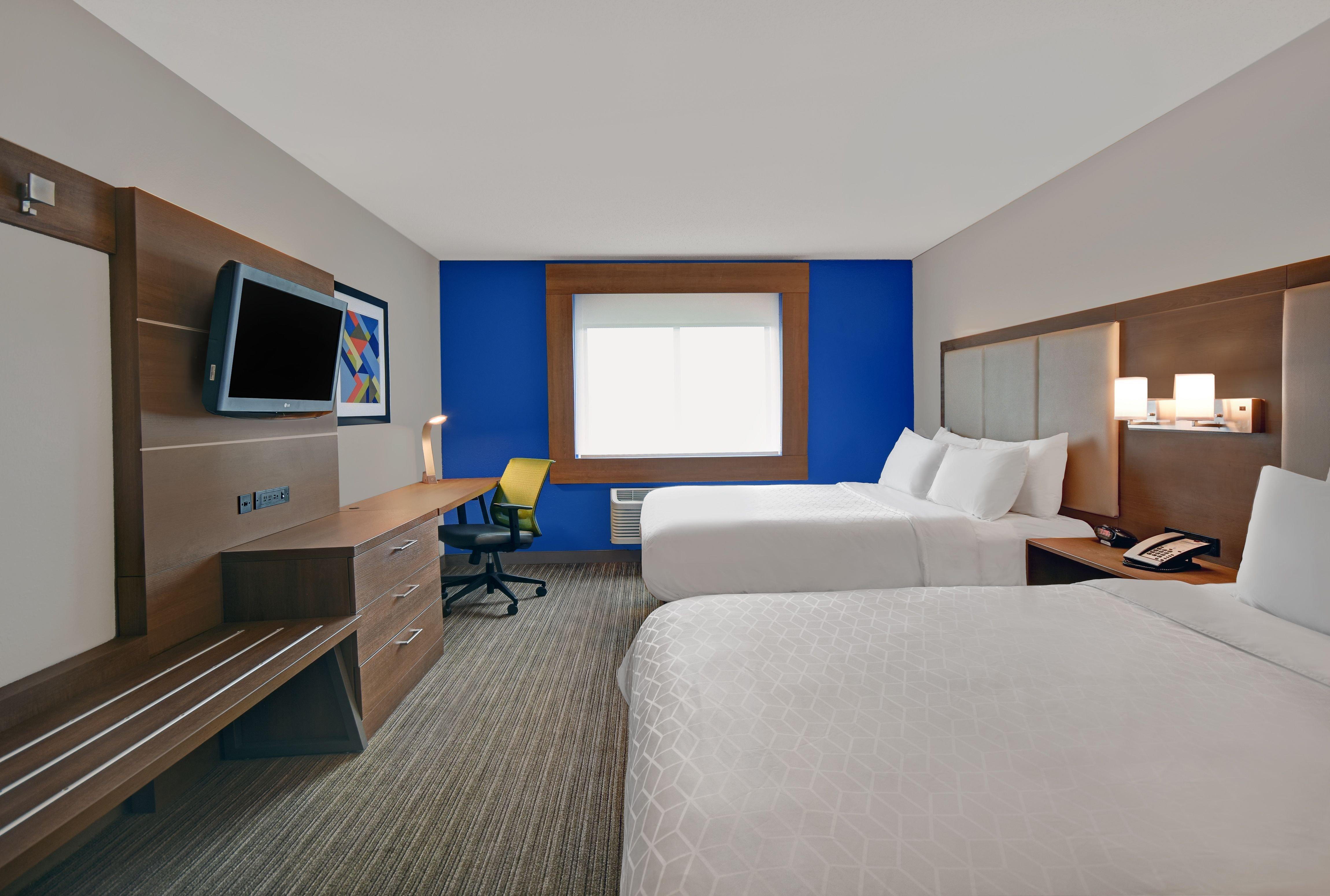 Holiday Inn Express Adrian By Ihg Екстериор снимка