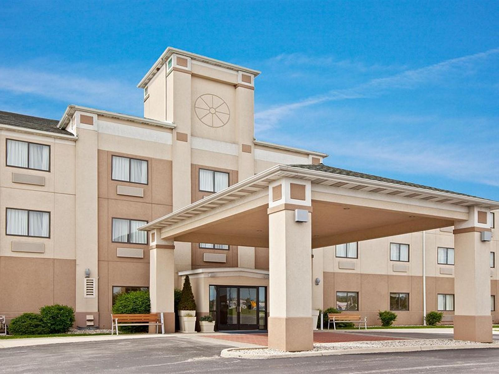 Holiday Inn Express Adrian By Ihg Екстериор снимка